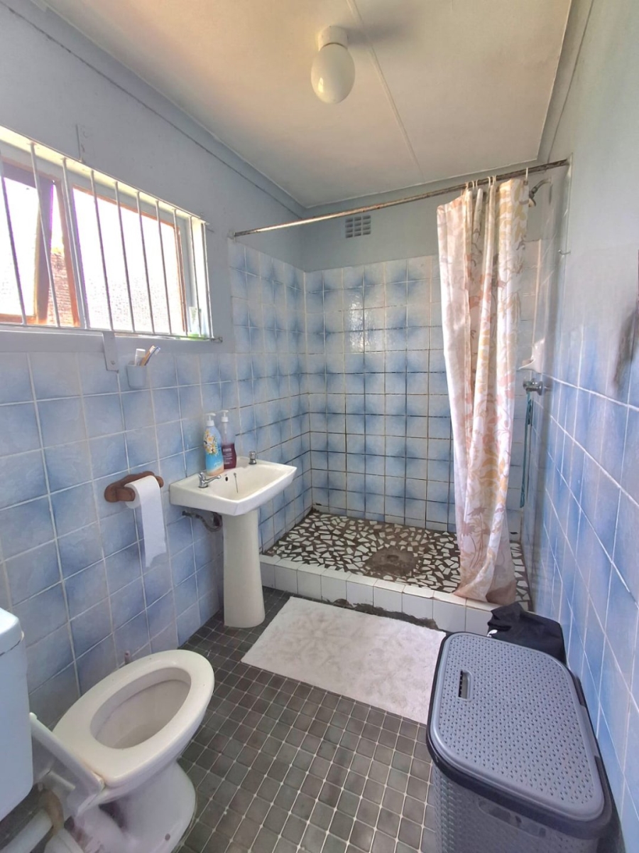 7 Bedroom Property for Sale in Amalinda Eastern Cape